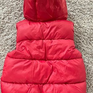 BabyGap 18-24 months puffer vest